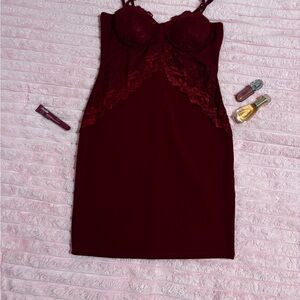 Elegant Burgundy Lace Chemise